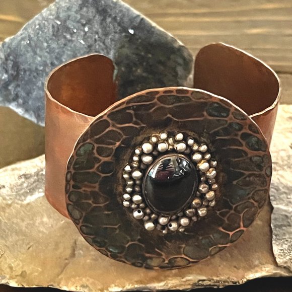 Vintage Boho Copper & Black Onyx Cuff Bracelet - Picture 2 of 7